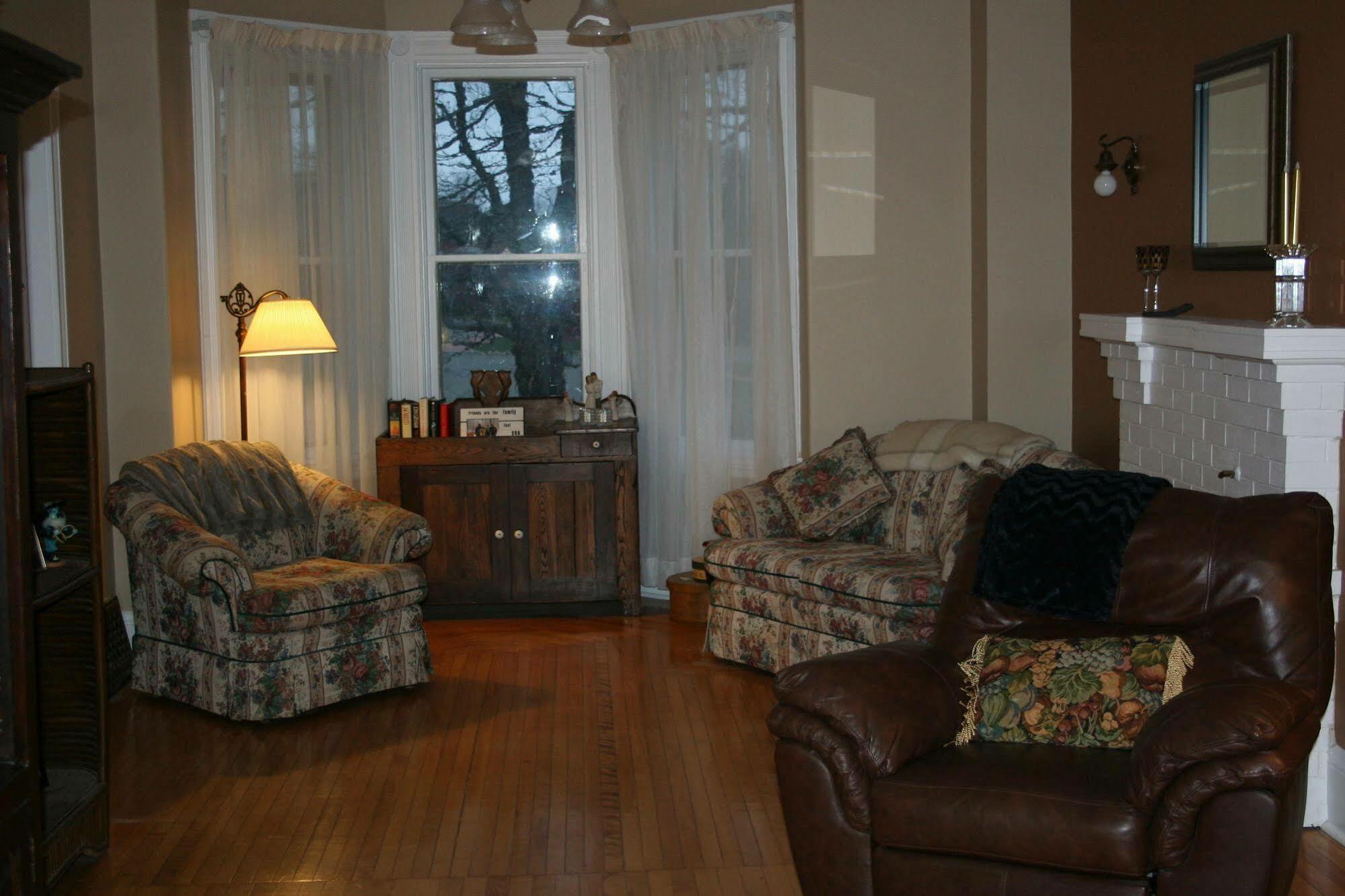Sackville Bed And Breakfast Esterno foto